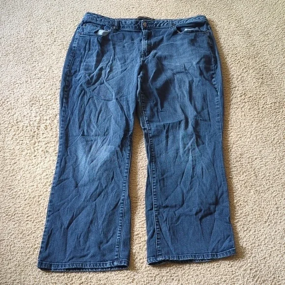 Venezia Medium Wash Denim Bootcut Jeans Size 18 Short/ Petite - Picture 3 of 6